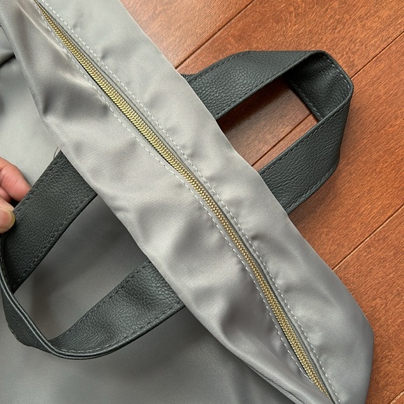 Azzaro perfume backpack - Picture 5 of 9